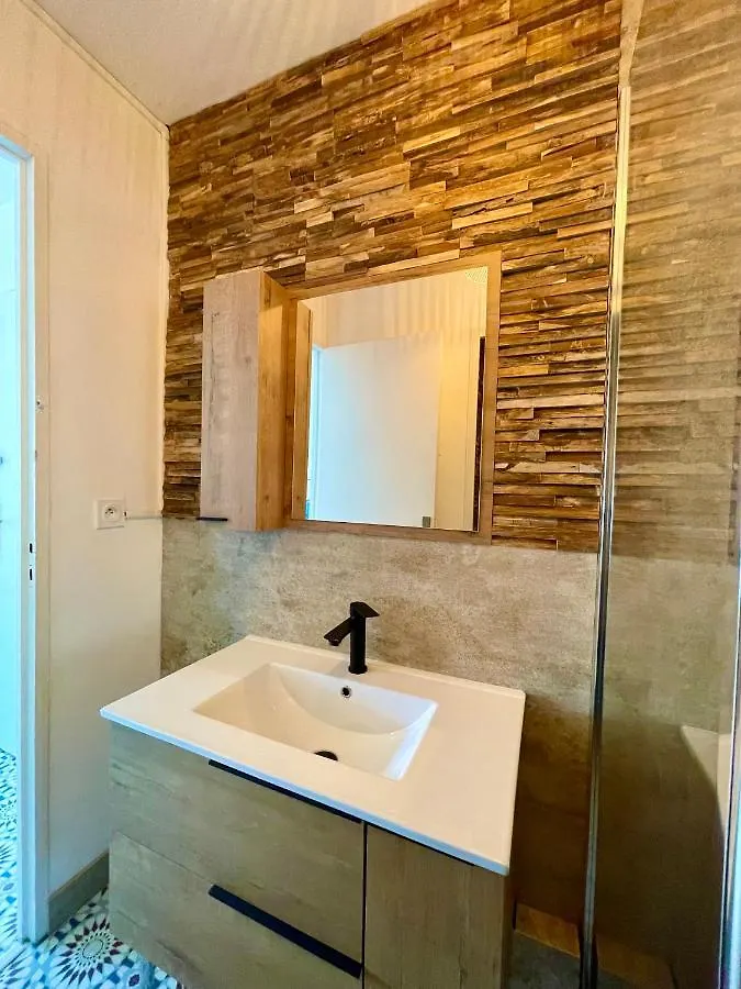 La Rade - Centre Ville - Balcon - Clim - Neuf Cassis Apartment